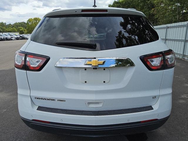 1GNKVHKD8HJ179586 - 2017 CHEVROLET TRAVERSE LT WHITE photo 6