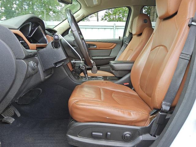 1GNKVHKD8HJ179586 - 2017 CHEVROLET TRAVERSE LT WHITE photo 7