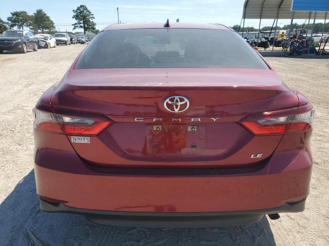 4T1C11AK8NU709450 - 2022 TOYOTA CAMRY LE RED photo 6