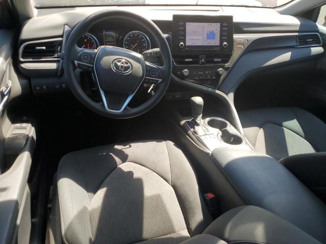 4T1C11AK8NU709450 - 2022 TOYOTA CAMRY LE RED photo 8