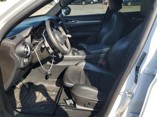 ZASPAKBN0K7C44121 - 2019 ALFA ROMEO STELVIO TI WHITE photo 7