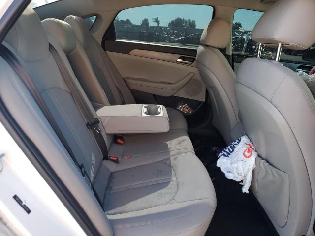 5NPE24AF6KH729149 - 2019 HYUNDAI SONATA SE Biały zdjęcie 10