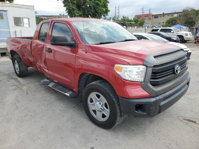 5TFTW5F1XHX009624 - 2017 TOYOTA TUNDRA DOUBLE CAB SR/SR5 RED photo 4