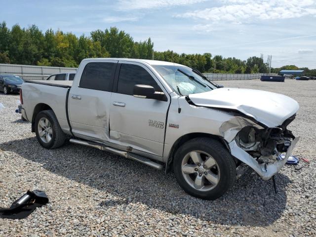 1C6RR6LT7HS524307 - 2017 RAM 1500 SLT SILVER photo 4