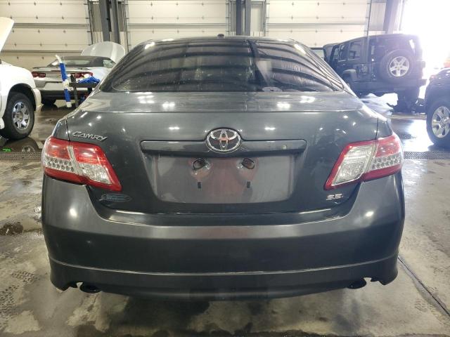 4T1BF3EK8BU739319 - 2011 TOYOTA CAMRY BASE GRAY photo 6