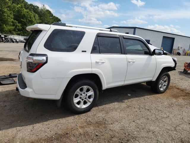 JTEZU5JR1J5186864 - 2018 TOYOTA 4RUNNER SR5 WHITE photo 3