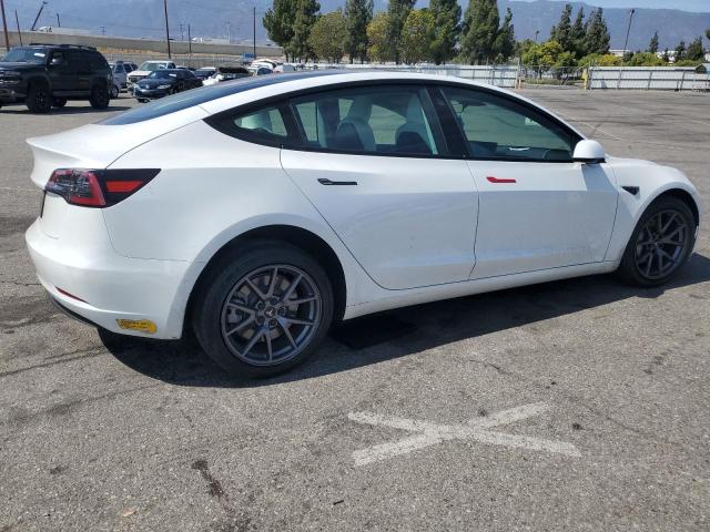 5YJ3E1EA6MF066663 - 2021 TESLA MODEL 3 WHITE photo 3