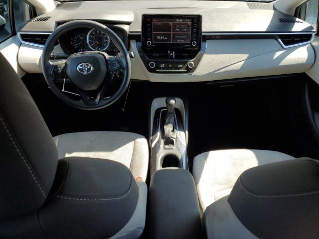 5YFEPMAE8NP350315 - 2022 TOYOTA COROLLA LE ნაცრისფერი ფოტო 8