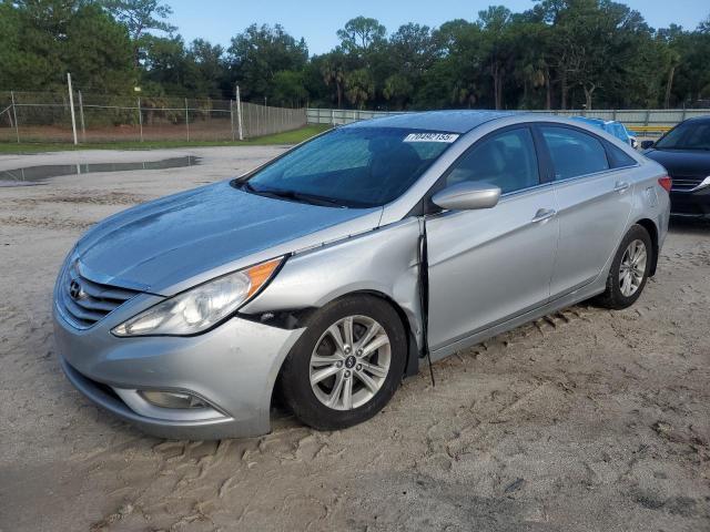2013 HYUNDAI SONATA GLS, null