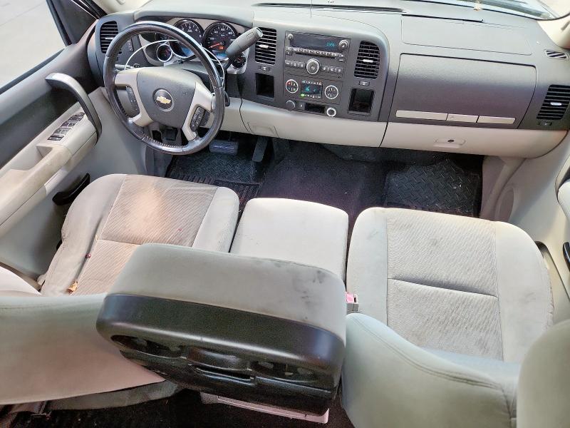 1GCEC29069Z104044 - 2009 CHEVROLET SILVERADO C1500 LT BLACK photo 8