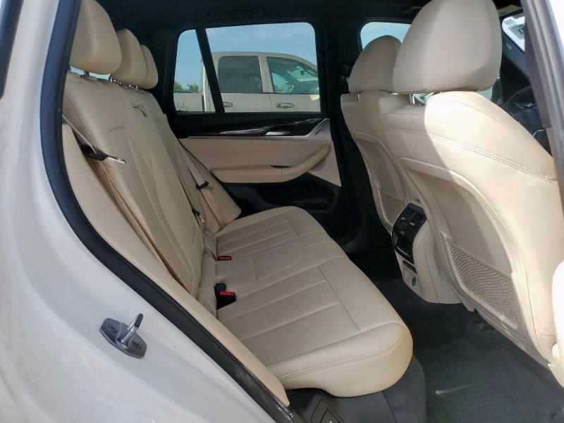 5UXTR7C59KLR51512 - 2019 BMW X3 SDRIVE30I WHITE photo 11