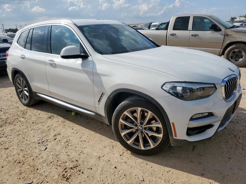 5UXTR7C59KLR51512 - 2019 BMW X3 SDRIVE30I WHITE photo 4