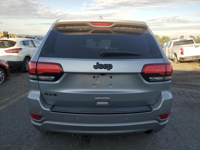 1C4RJFAG5JC179722 - 2018 JEEP GRAND CHEROKEE LAREDO 银色 照片 6