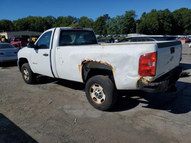 1GC0KVCG3DZ276500 - 2013 CHEVROLET SILVERADO K2500 HEAVY DUTY WHITE photo 2
