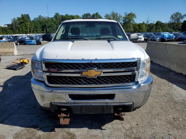 1GC0KVCG3DZ276500 - 2013 CHEVROLET SILVERADO K2500 HEAVY DUTY WHITE photo 5