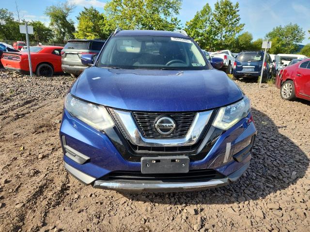 5N1AT2MV4JC711998 - 2018 NISSAN ROGUE S BLUE photo 5