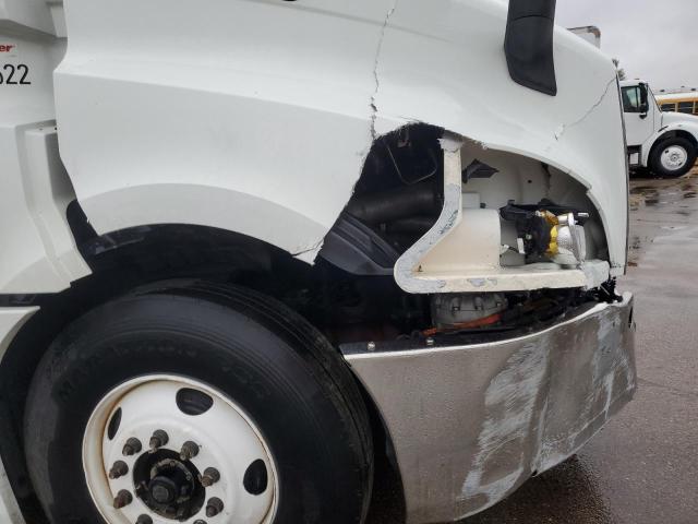 3AKJHHFG9NSNR9970 - 2022 FREIGHTLINER CASCADIA 1 WHITE photo 9