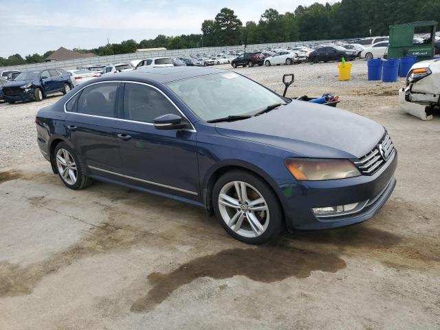 1VWCN7A37EC063020 - 2014 VOLKSWAGEN PASSAT SEL BLUE photo 4