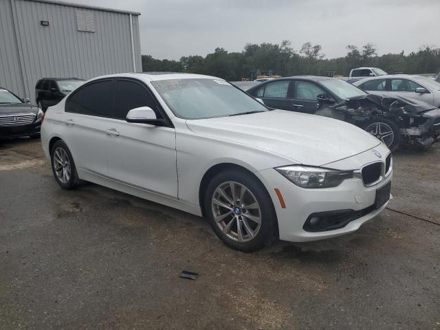 WBA8E5G39HNU42787 - 2017 BMW 320 XI WHITE photo 4