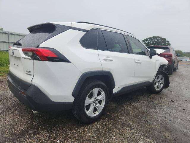 JTMRWRFV2LD061036 - 2020 TOYOTA RAV4 XLE WHITE photo 3