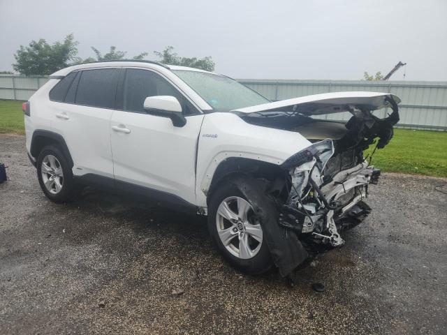 JTMRWRFV2LD061036 - 2020 TOYOTA RAV4 XLE WHITE photo 4