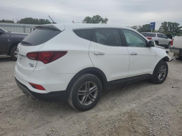 5XYZTDLB5JG559512 - 2018 HYUNDAI SANTA FE S WHITE photo 3