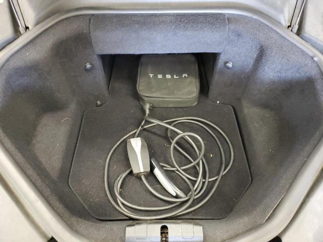 5YJSA1CN3DFP07989 - 2013 TESLA MODEL S Սև լուսանկար 11