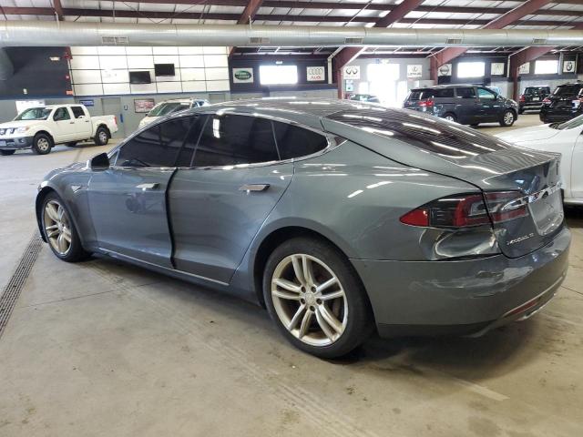 5YJSA1CN3DFP07989 - 2013 TESLA MODEL S Սև լուսանկար 2