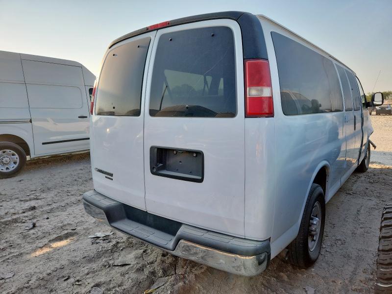 1GAZGPFG8G1191020 - 2016 CHEVROLET EXPRESS G3 LT WHITE photo 3