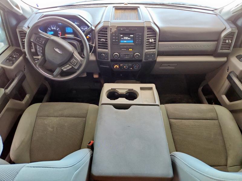 1FT7X2B66KEE68327 - 2019 FORD F250 SUPER DUTY WHITE photo 8