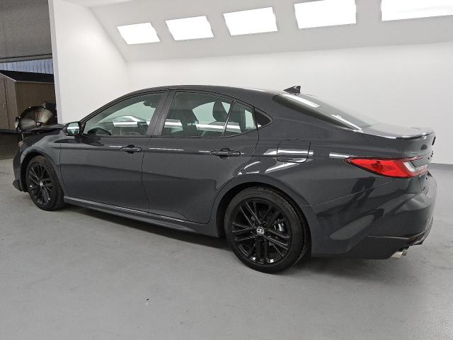 4T1DAACK2SU513632 - 2025 TOYOTA CAMRY XSE CHARCOAL photo 2