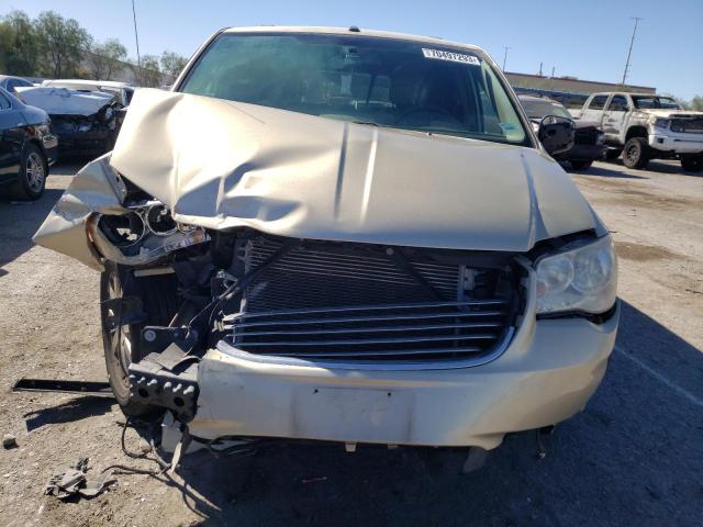 2A4RR8DG3BR716106 - 2011 CHRYSLER TOWN & COU TOURING L BEIGE photo 5