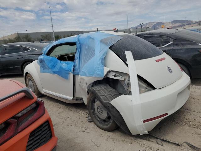 3VWJP7ATXDM614586 - 2013 VOLKSWAGEN BEETLE 白色 照片 2