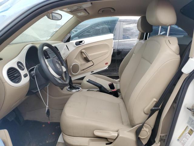 3VWJP7ATXDM614586 - 2013 VOLKSWAGEN BEETLE 白色 照片 7
