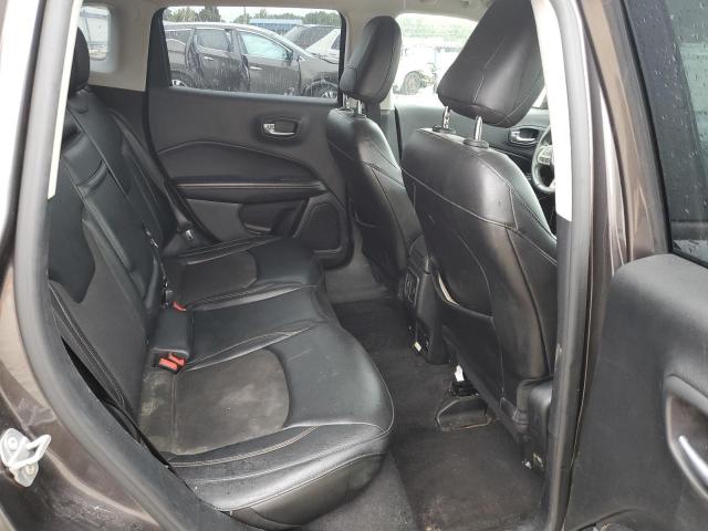 3C4NJDBB3JT168180 - 2018 JEEP COMPASS LATITUDE 灰色 照片 10