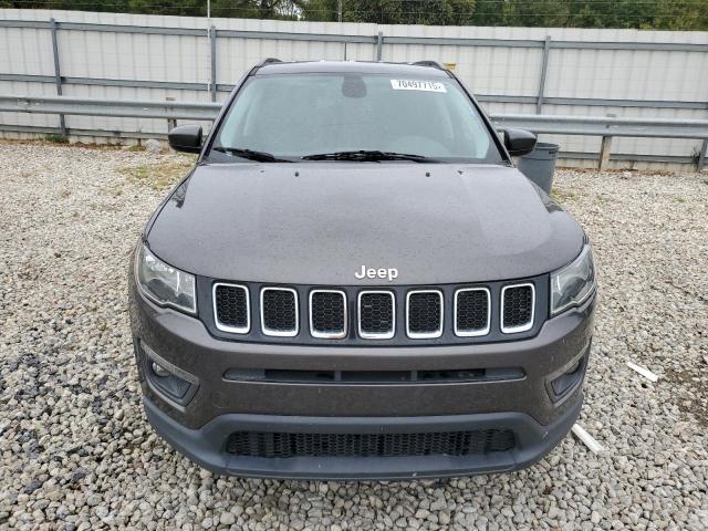 3C4NJDBB3JT168180 - 2018 JEEP COMPASS LATITUDE 灰色 照片 5