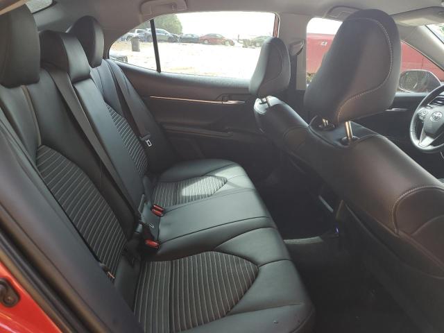4T1G11AK9NU054555 - 2022 TOYOTA CAMRY SE Qırmızı foto 10