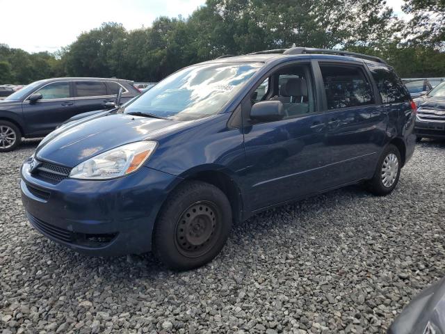 2004 TOYOTA SIENNA CE, 