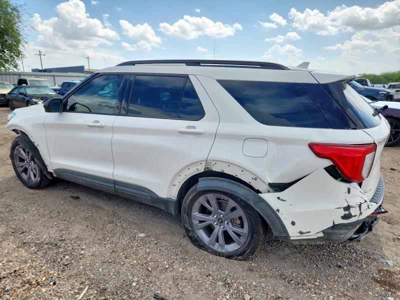 1FMSK7DH3NGA67245 - 2022 FORD EXPLORER XLT თეთრი ფოტო 2
