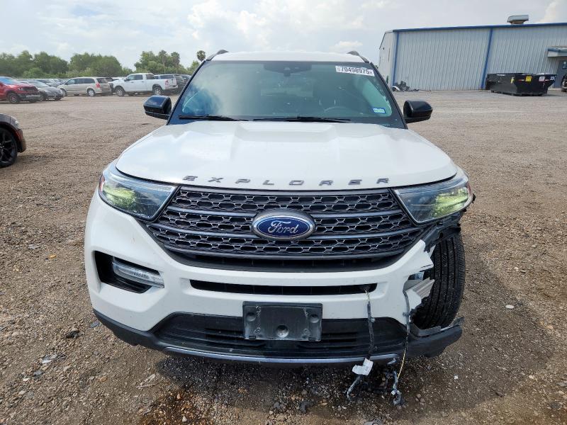 1FMSK7DH3NGA67245 - 2022 FORD EXPLORER XLT თეთრი ფოტო 5