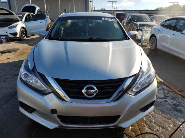 1N4AL3AP2HN322362 - 2017 NISSAN ALTIMA 2.5 SILVER photo 5