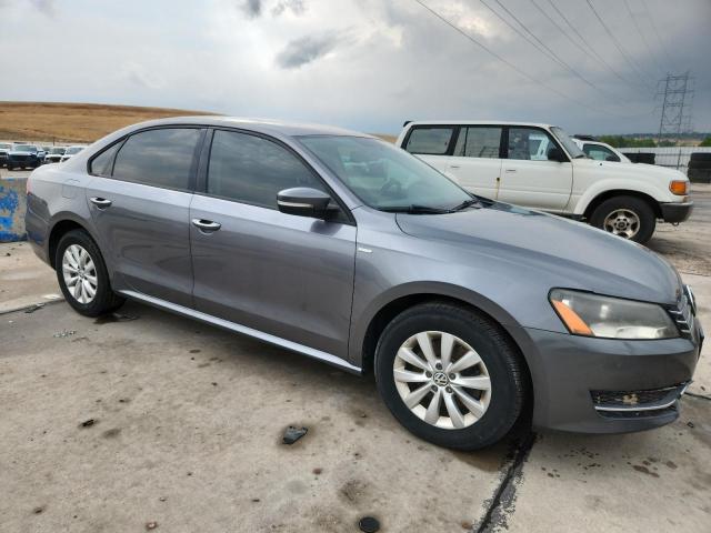 1VWAT7A33FC062977 - 2015 VOLKSWAGEN PASSAT S GRAY photo 4