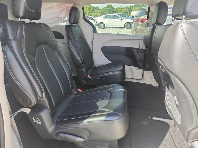 2C4RC1BG2RR164030 - 2024 CHRYSLER PACIFICA TOURING L WHITE photo 11