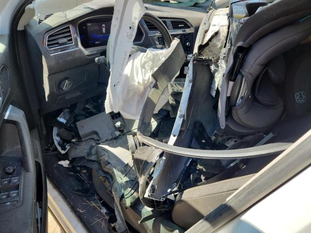 3VV3B7AX8NM079161 - 2022 VOLKSWAGEN TIGUAN SE 白色 照片 8