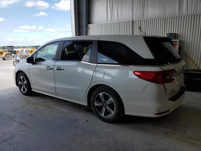 5FNRL6H86LB039645 - 2020 HONDA ODYSSEY TOURING WHITE photo 2
