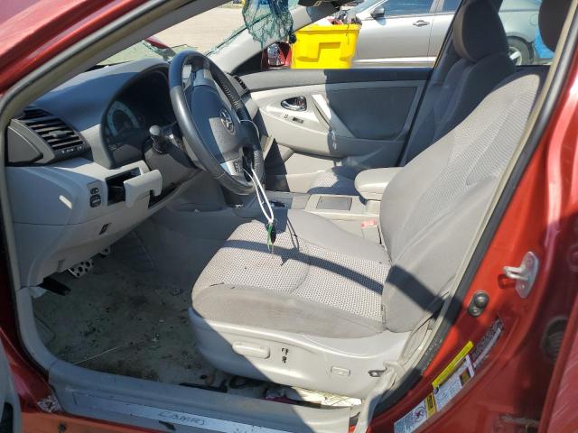 4T1BF3EK5AU045976 - 2010 TOYOTA CAMRY BASE RED photo 7
