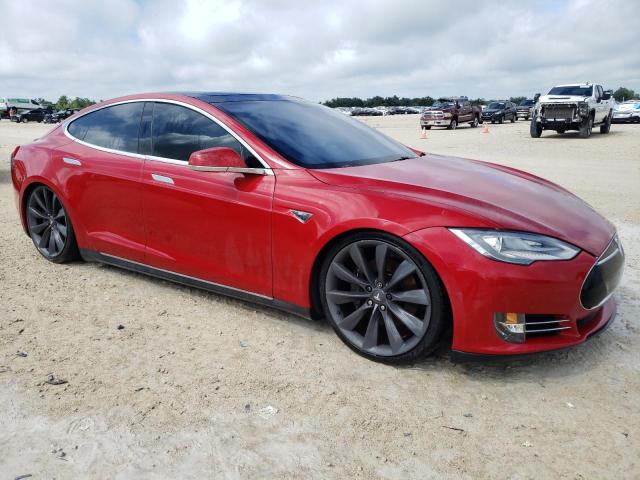 5YJSA1CP1DFP09595 - 2013 TESLA MODEL S RED photo 4