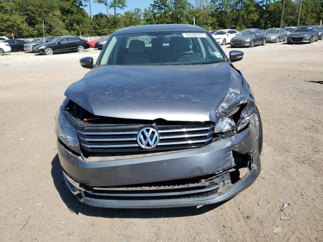 1VWBH7A30DC054631 - 2013 VOLKSWAGEN PASSAT SE GRAY photo 5