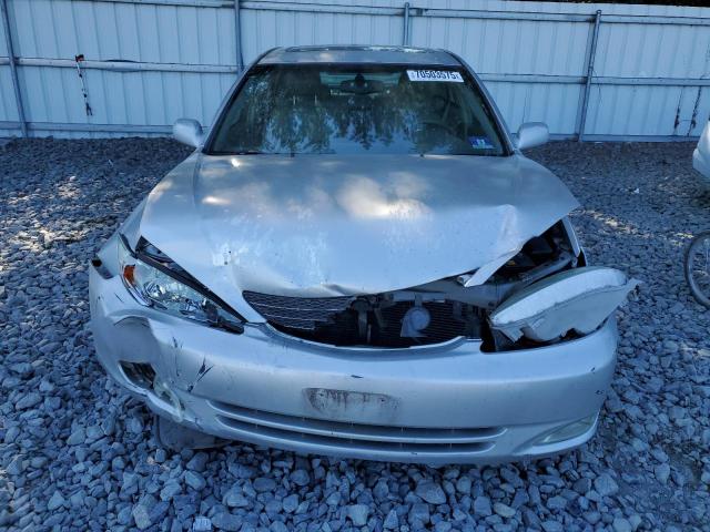 4T1BF32K74U575276 - 2004 TOYOTA CAMRY LE SILVER photo 5