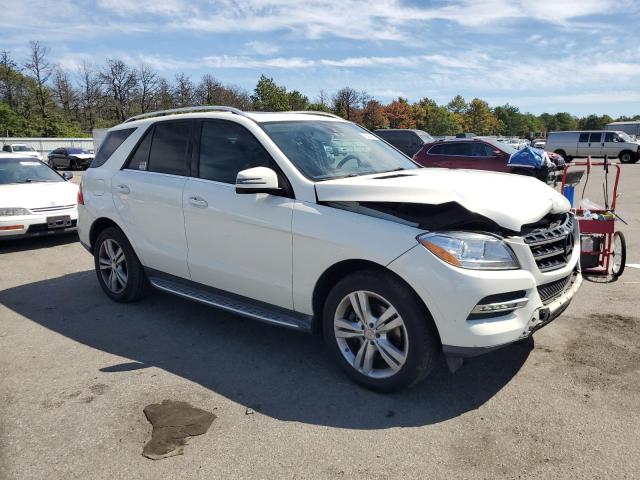 4JGDA5HB9DA215907 - 2013 MERCEDES-BENZ ML 350 4MATIC WHITE photo 4